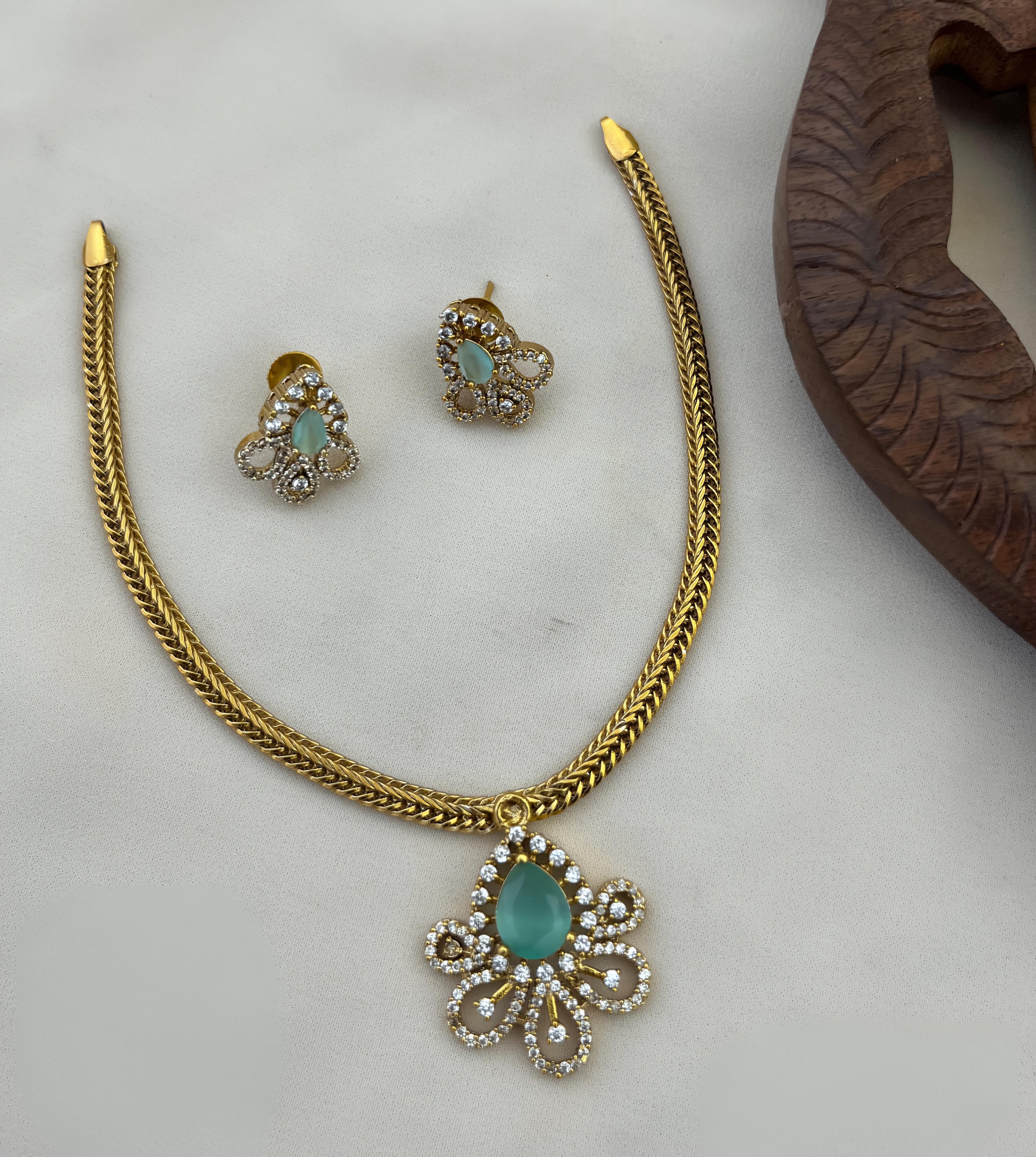Saanvi Emerald Charm Set