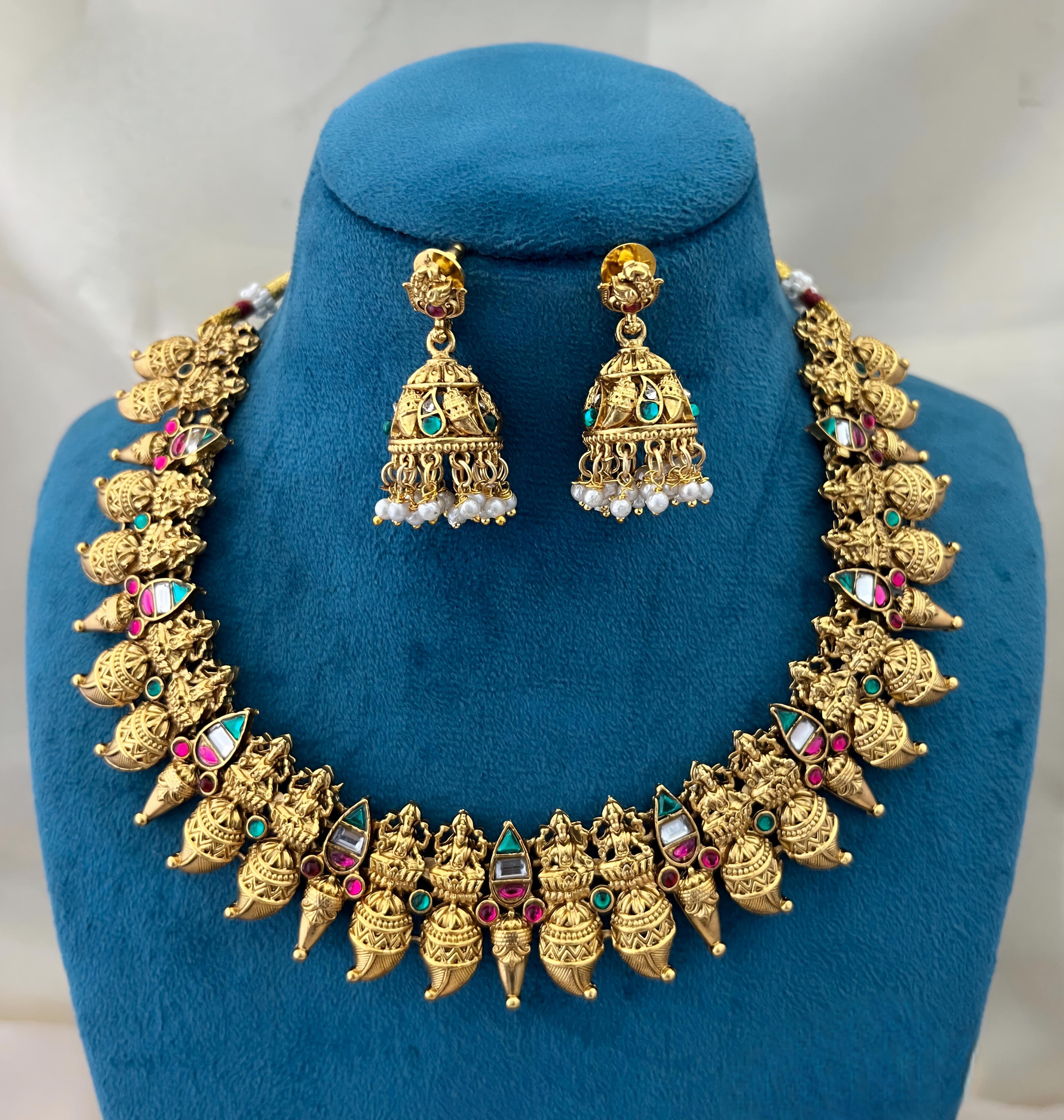 Sparkle Jeweles Divine Lakshmi Royale Necklace