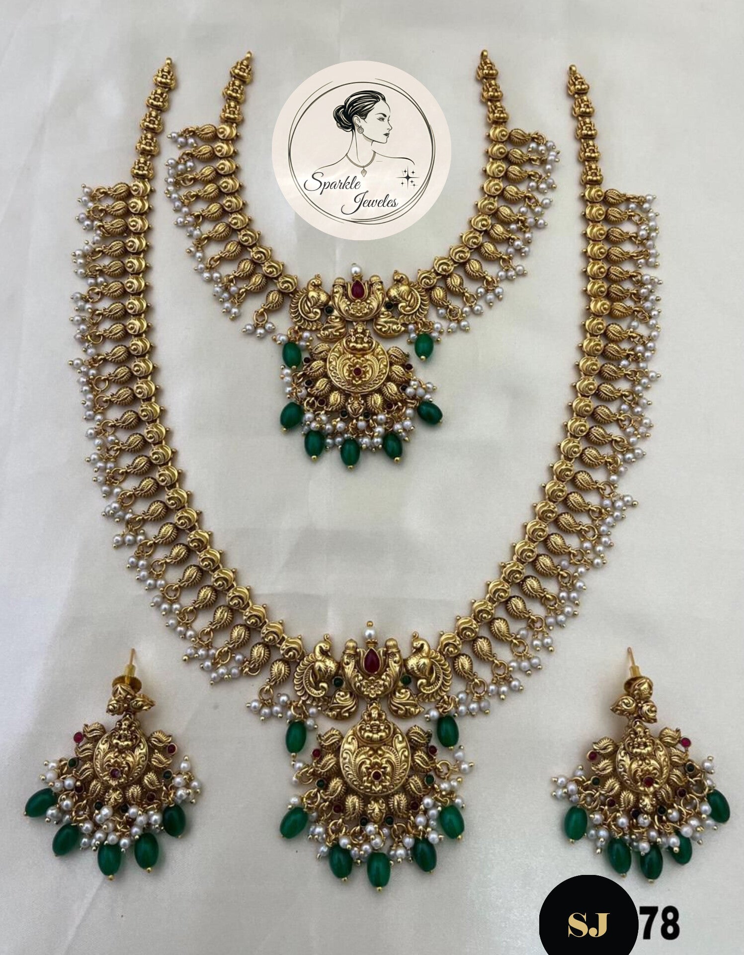 Lakshmi and peacock motifs combo set