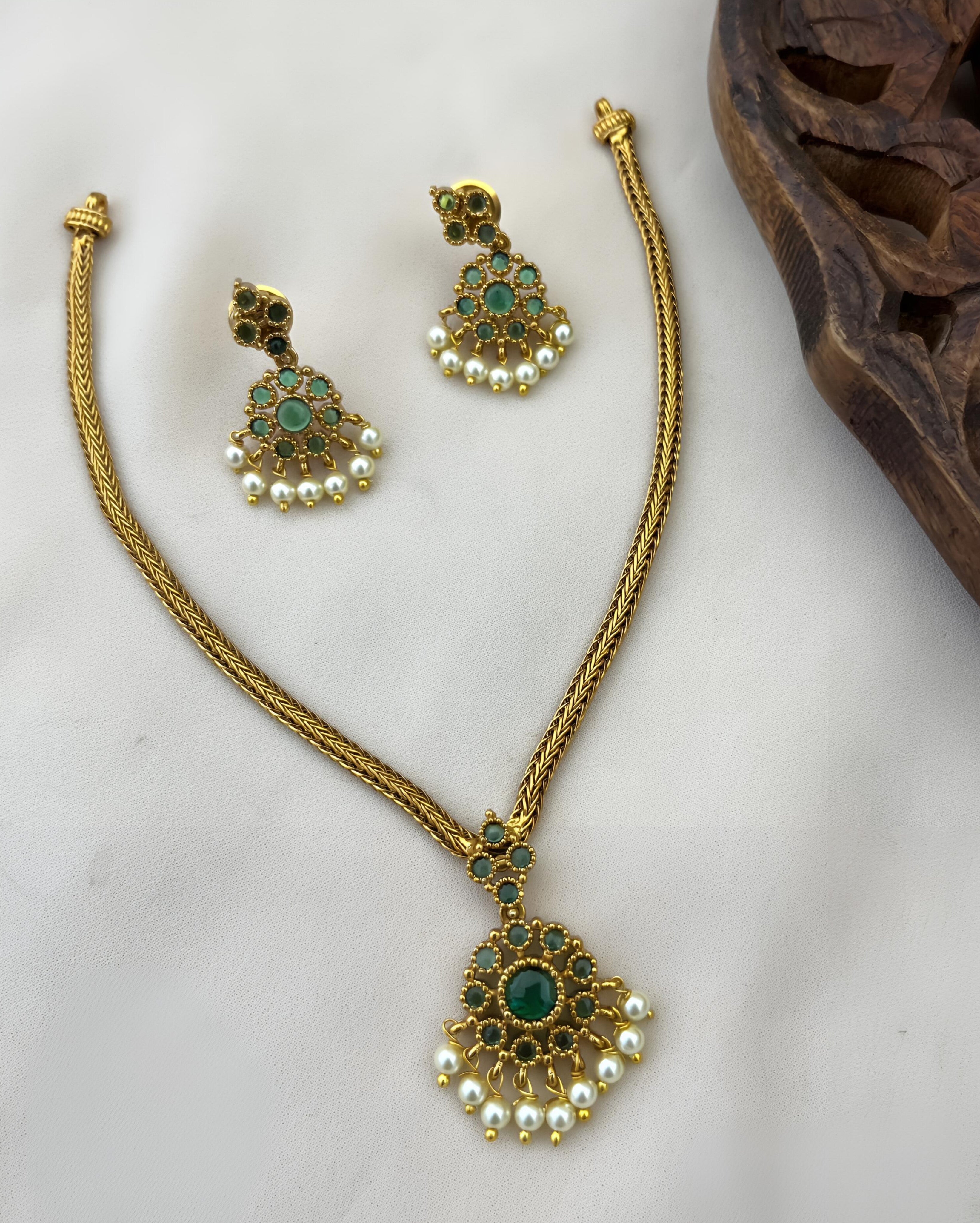 Emerald Rajwadi Set